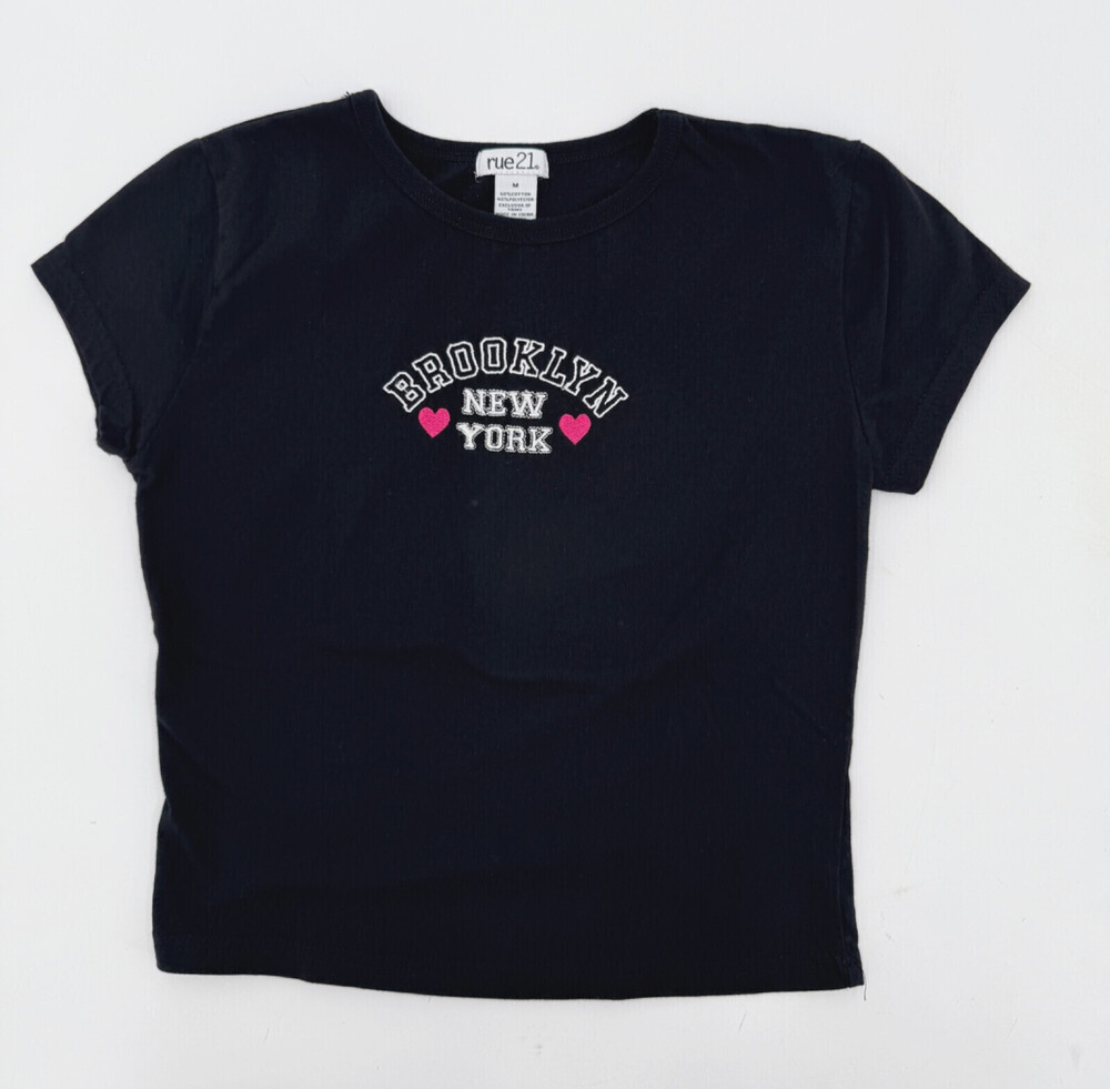 Rue21 Shirt Womens Medium Black T-Shirt Short Sleeve Cropped Brooklyn New York